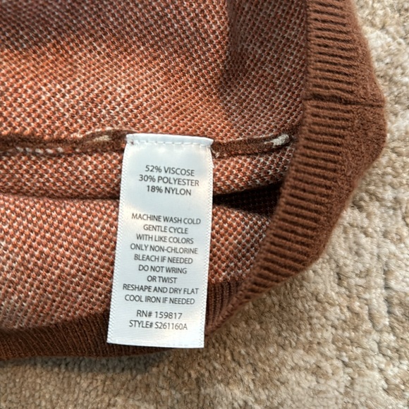 Altar’d State Cropped Flower Tank - Picture 4 of 5